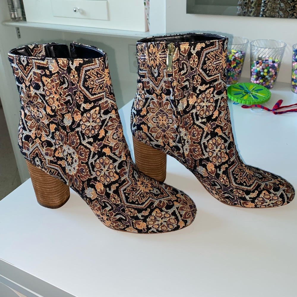 Sam Edelman Patterned Booties Size 8.5 - image 5